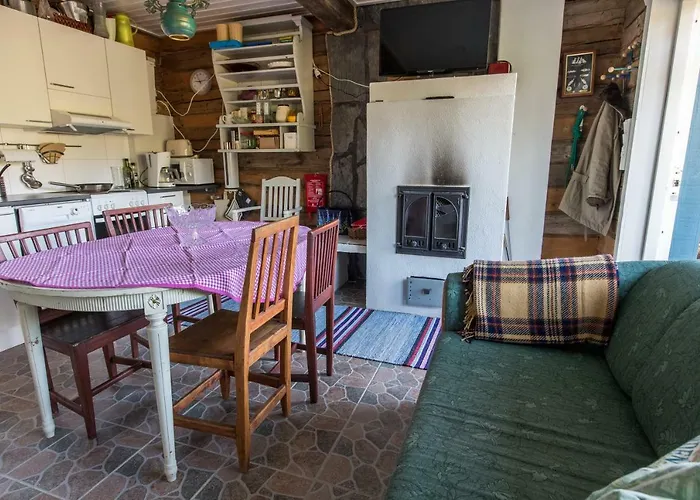 Bjoern With Sauna Villa *